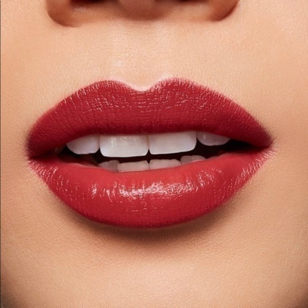 MAC Love Me Liquid Lipcolour-Whatta Doll